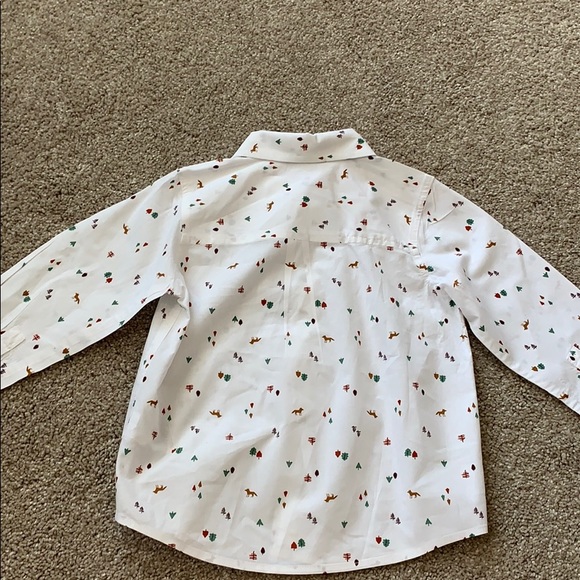 Old navy outdoors button down crisp white shirt - Picture 2 of 3